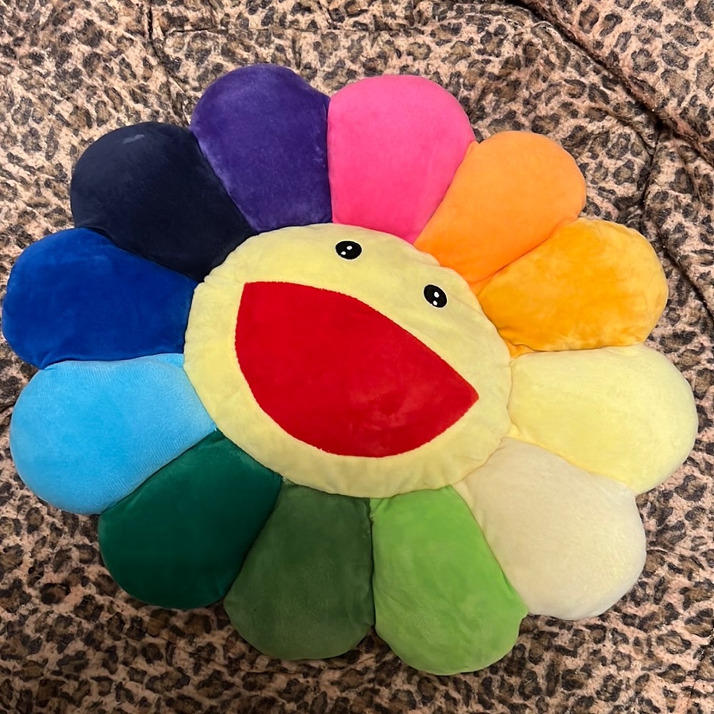 takashi murakami pillow 🌈 🌸